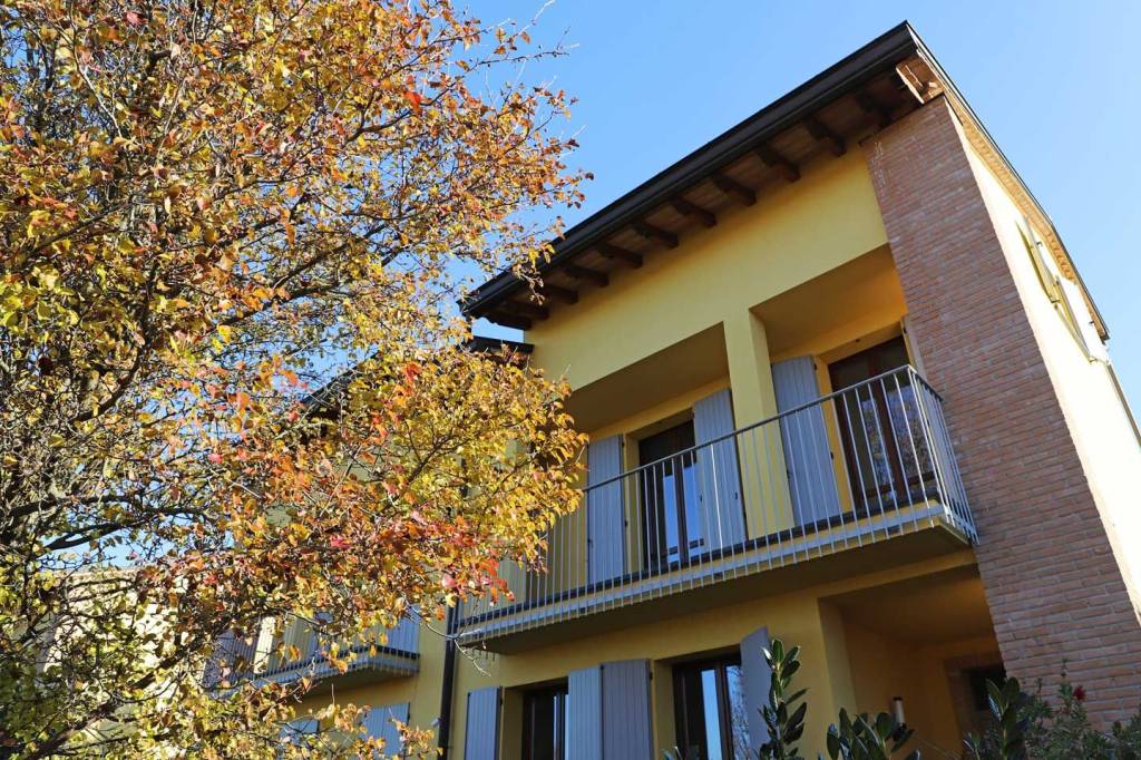Villa a Schiera in vendita a Parma via Angelo Braga
