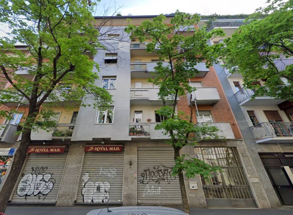 Appartamento in vendita a Milano via Eugenio Carpi, 24