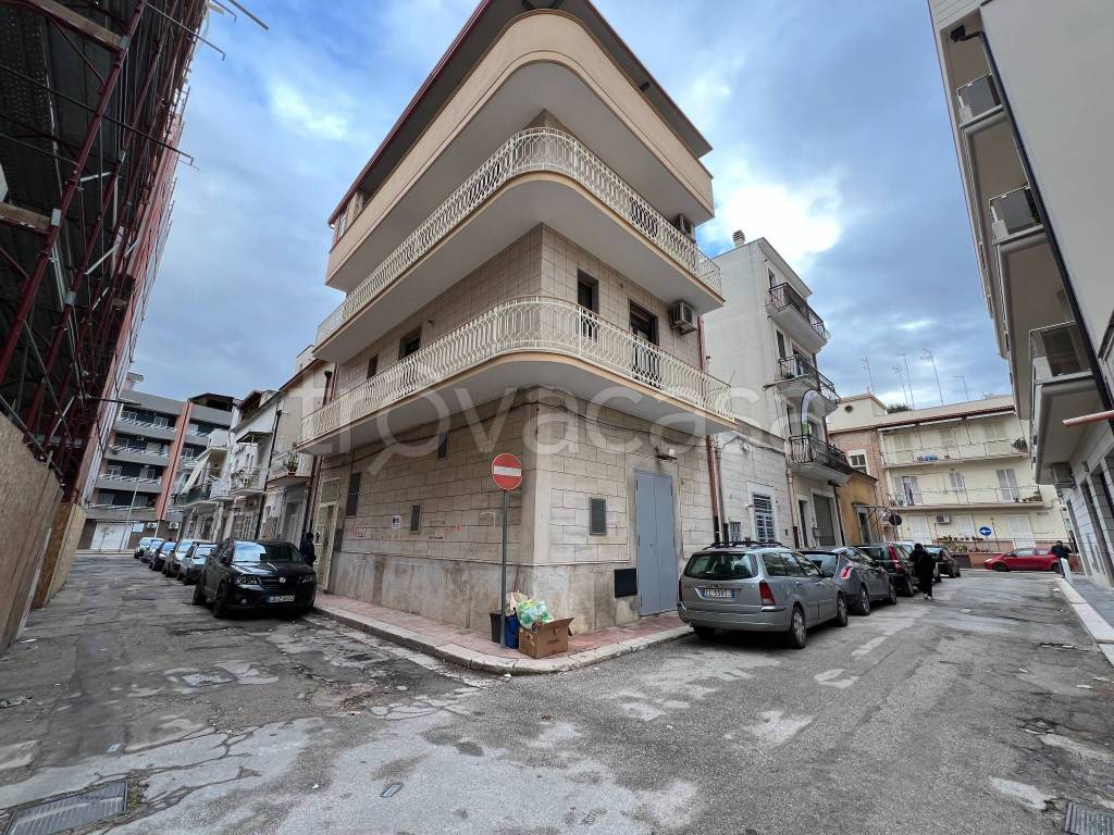 Appartamento in vendita a Cerignola via Trieste, 12