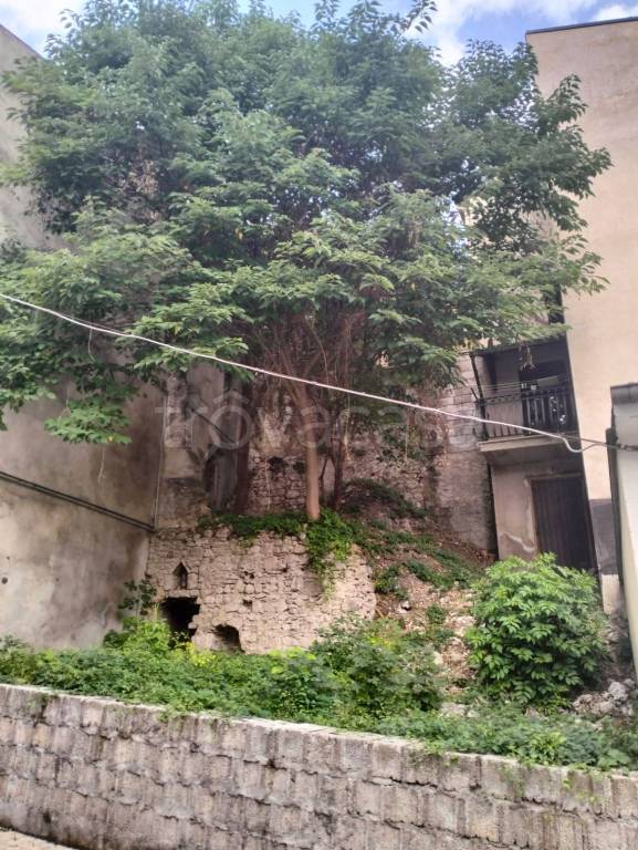 Terreno Residenziale in vendita a Castel di Sangro via Leone