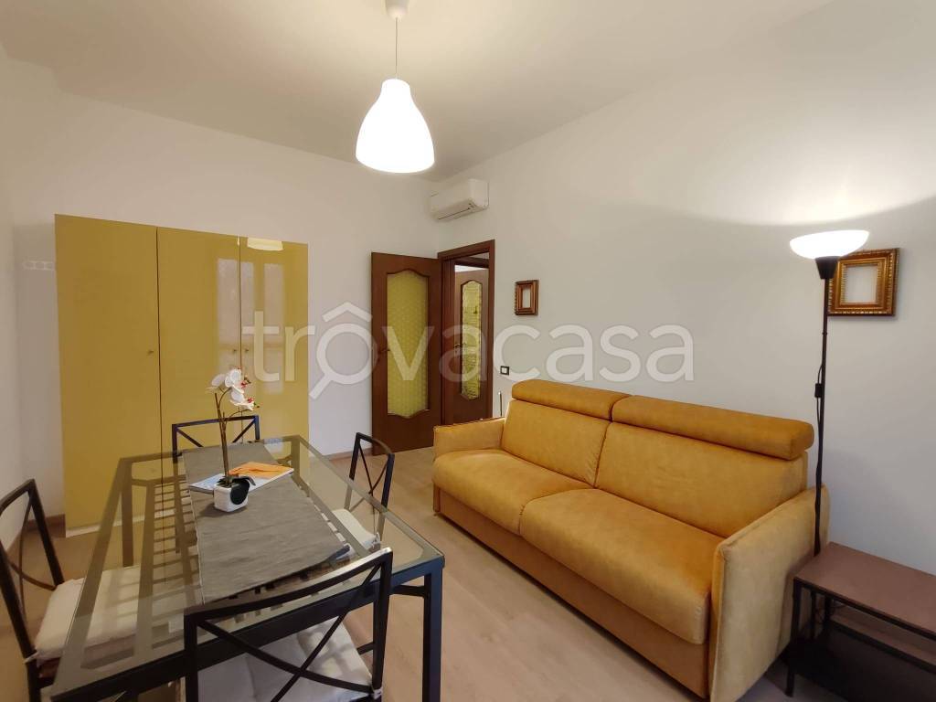 Appartamento in affitto ad Alassio via Goffredo Mameli