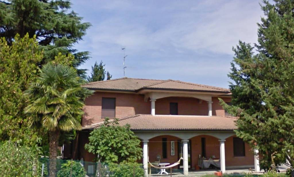 Villa in vendita a Pieve Porto Morone