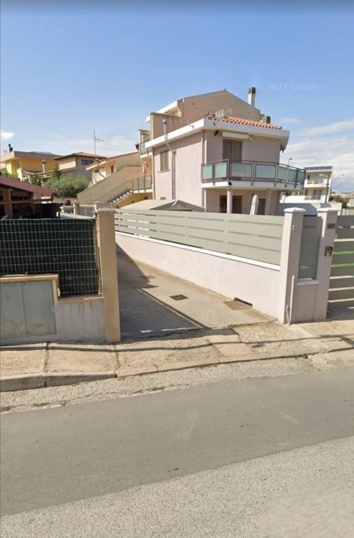 Appartamento in vendita a Capoterra via Emanuela Loi, 81