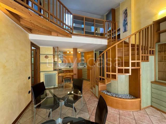 Appartamento in vendita a Villa d'Ogna via Amedeo Duca d'Aosta, 283