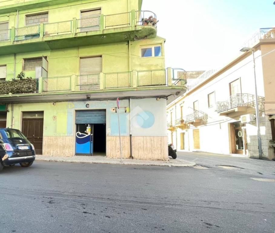 Garage in vendita a Reggio di Calabria vico nuovo furnari, 1