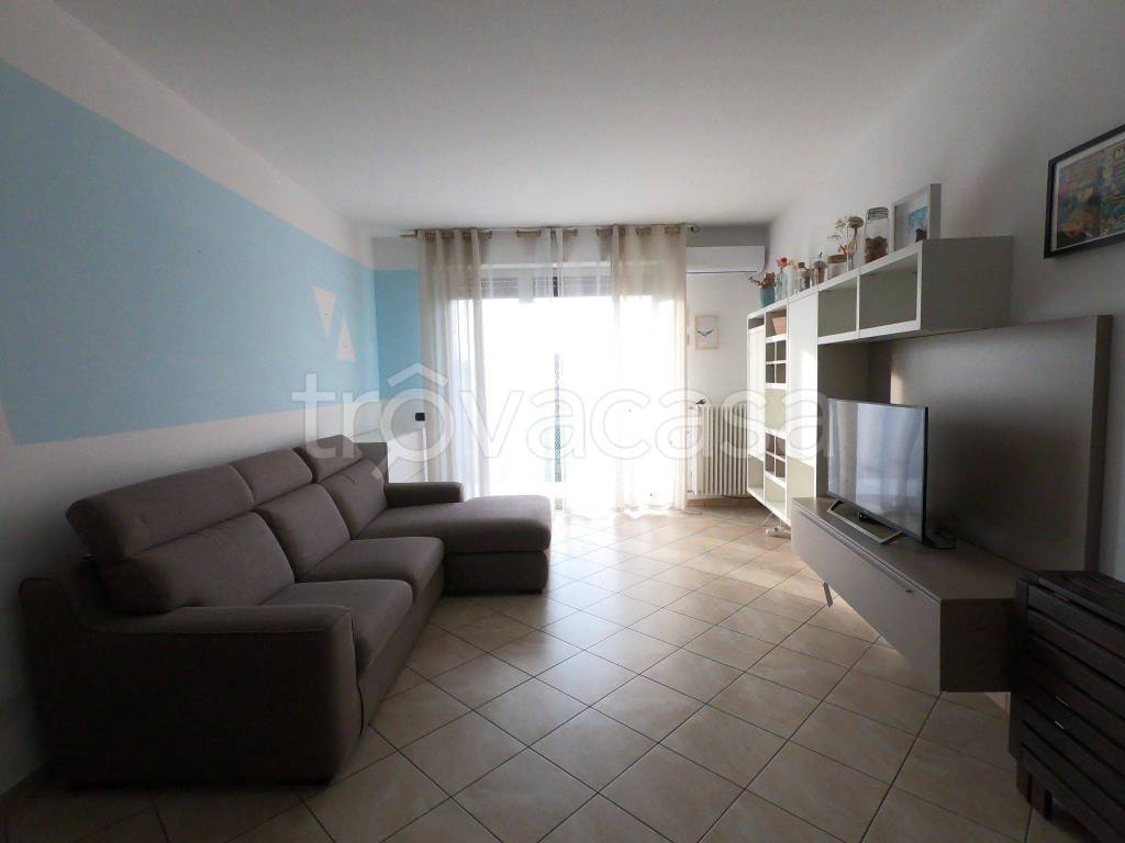 Appartamento in in vendita da privato a Turate via Alessandro Manzoni, 39