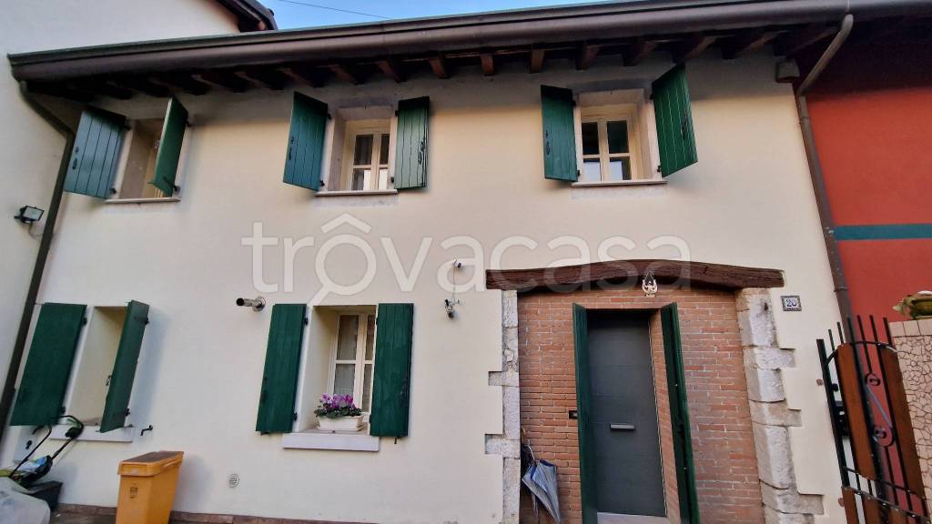 Villa a Schiera in vendita a Sacile via San Francesco, 20