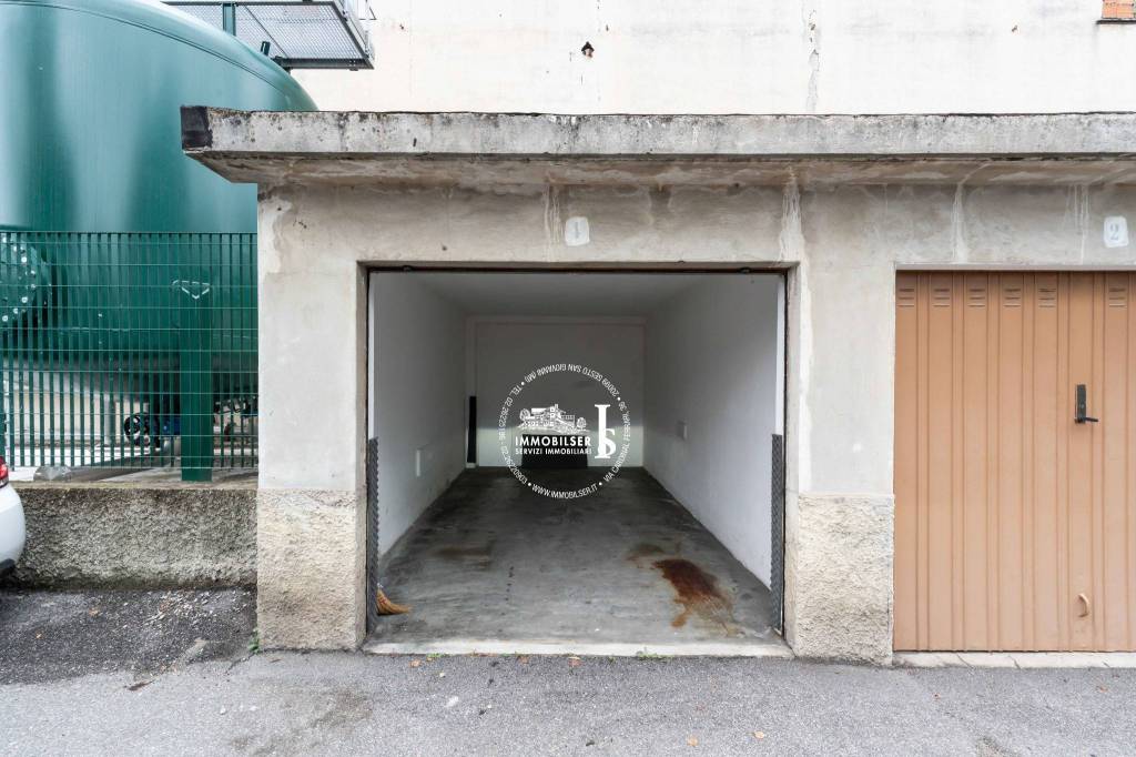 Garage in vendita a Cormano via Amilcare Ponchielli, 11