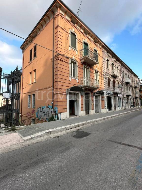Negozio in in vendita da privato a Campobasso via Giuseppe Garibaldi, 57