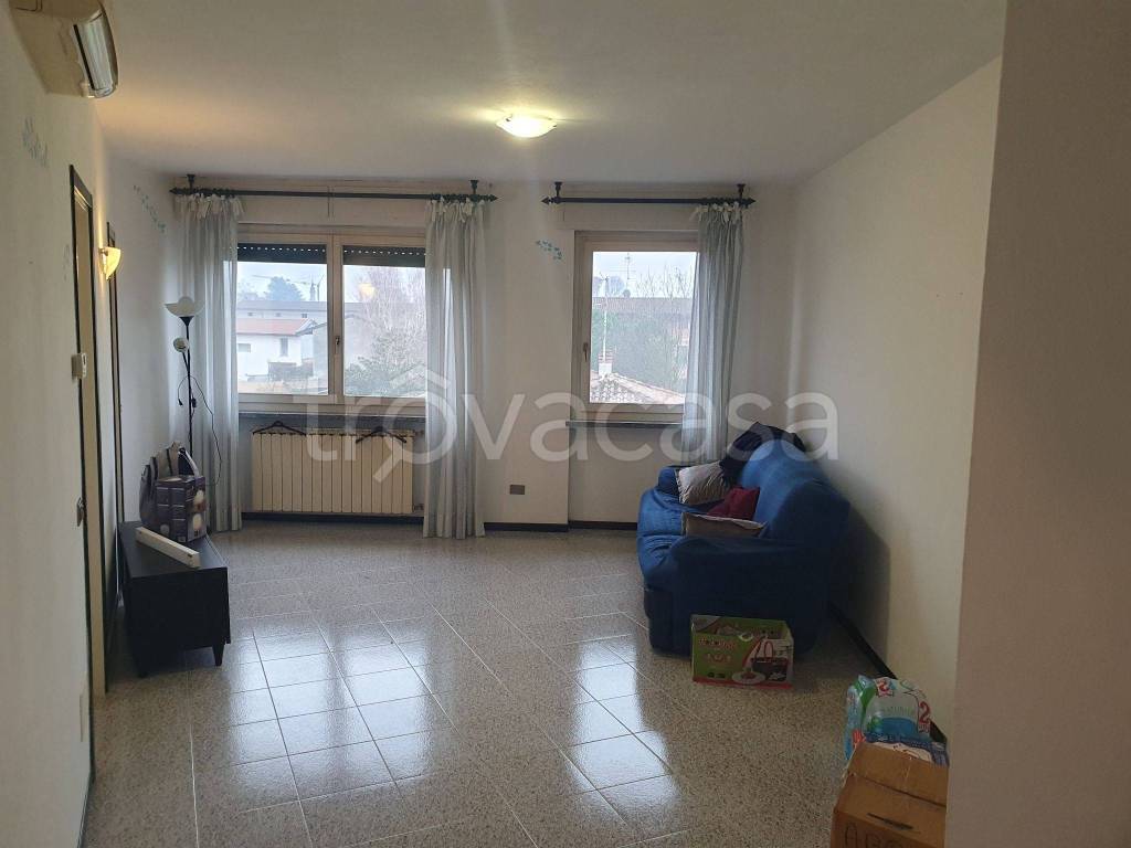 Appartamento in in vendita da privato a Galliate via Monte Grappa, 19