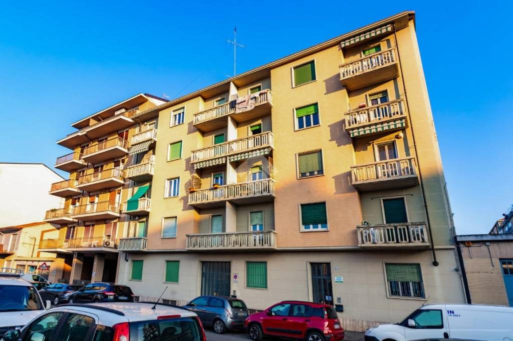 Appartamento in vendita a Torino via Botticelli Sandro, 11