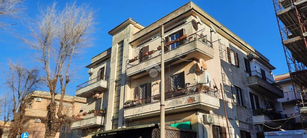Appartamento in vendita a Ladispoli via Genova, 16