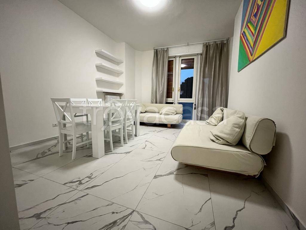 Appartamento in affitto a Parma piazzale Santa Croce, 19