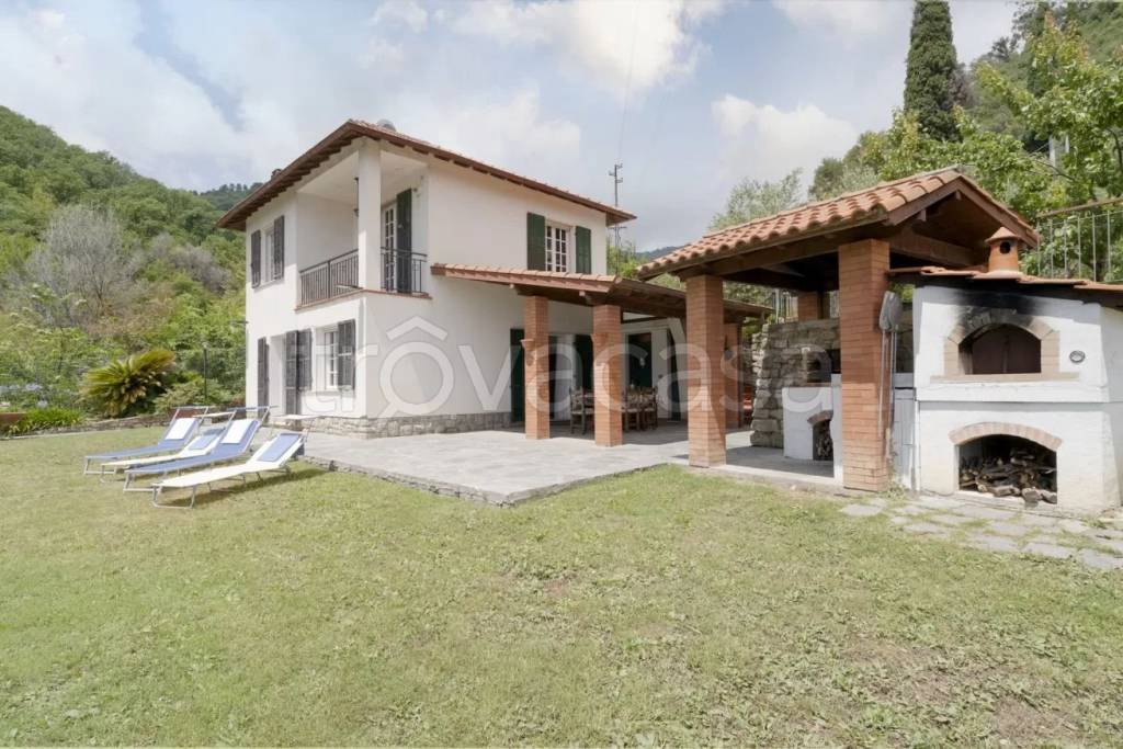 Villa in in vendita da privato a Sanremo via Ludovico Ariosto, 88