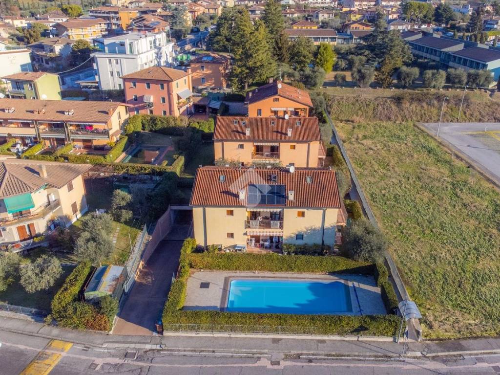 Appartamento in vendita a Garda via Liliana Pincini
