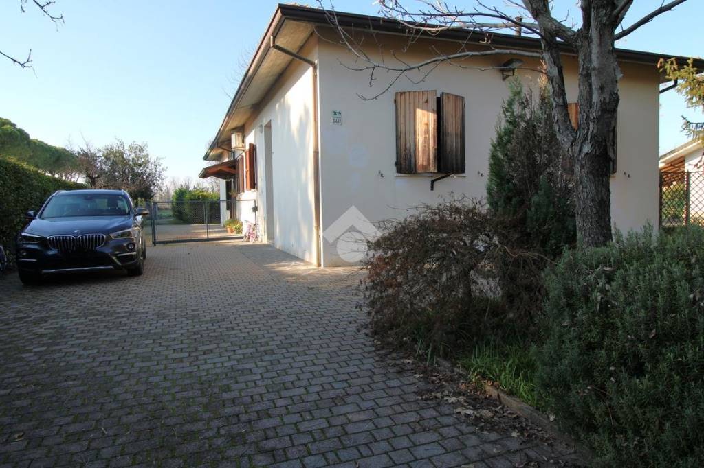 Casa Indipendente in vendita a Cesena via ravennate, 3415