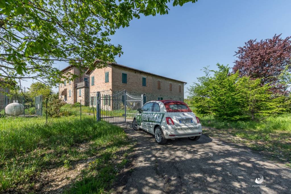 Villa in vendita a Savignano sul Panaro via evaristo pancaldi 601