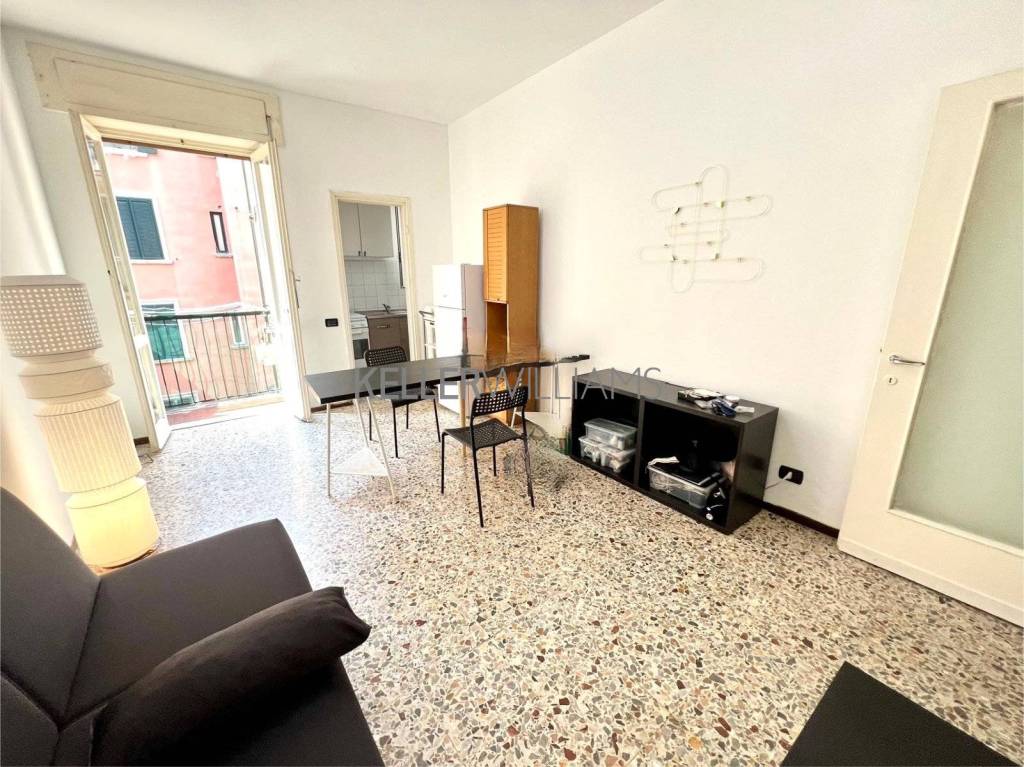 Appartamento in vendita a Milano viale Lucania, 3