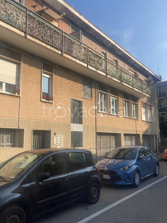 Appartamento in vendita a Baranzate via Monte Amiata