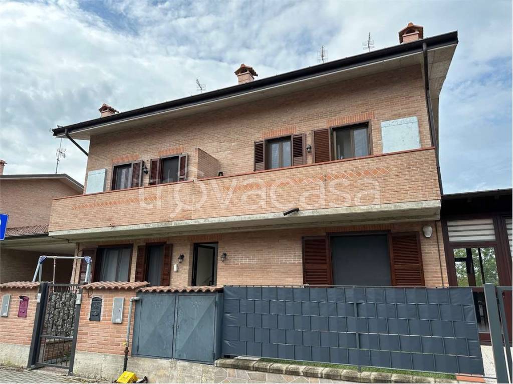 Appartamento in vendita a Cura Carpignano via Rossini, s/n