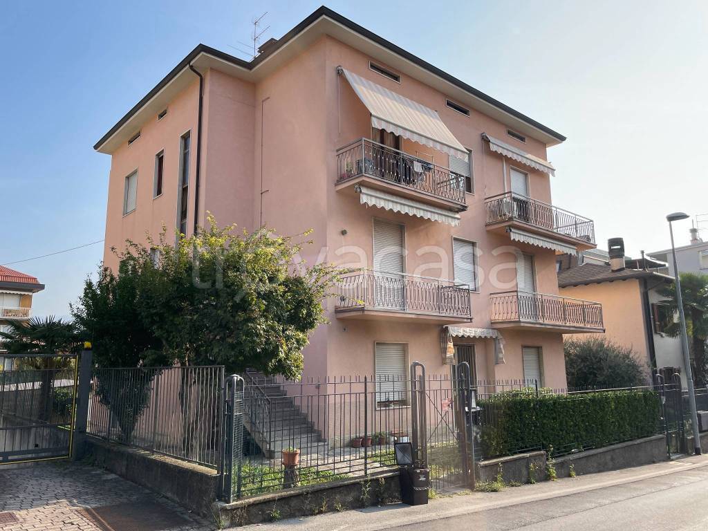 Appartamento in vendita a Torre Boldone