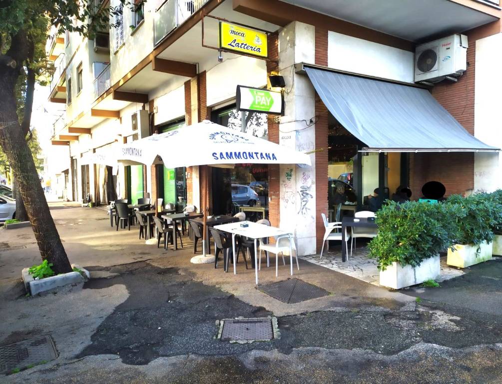 Bar in vendita a Roma via della Bufalotta, 85