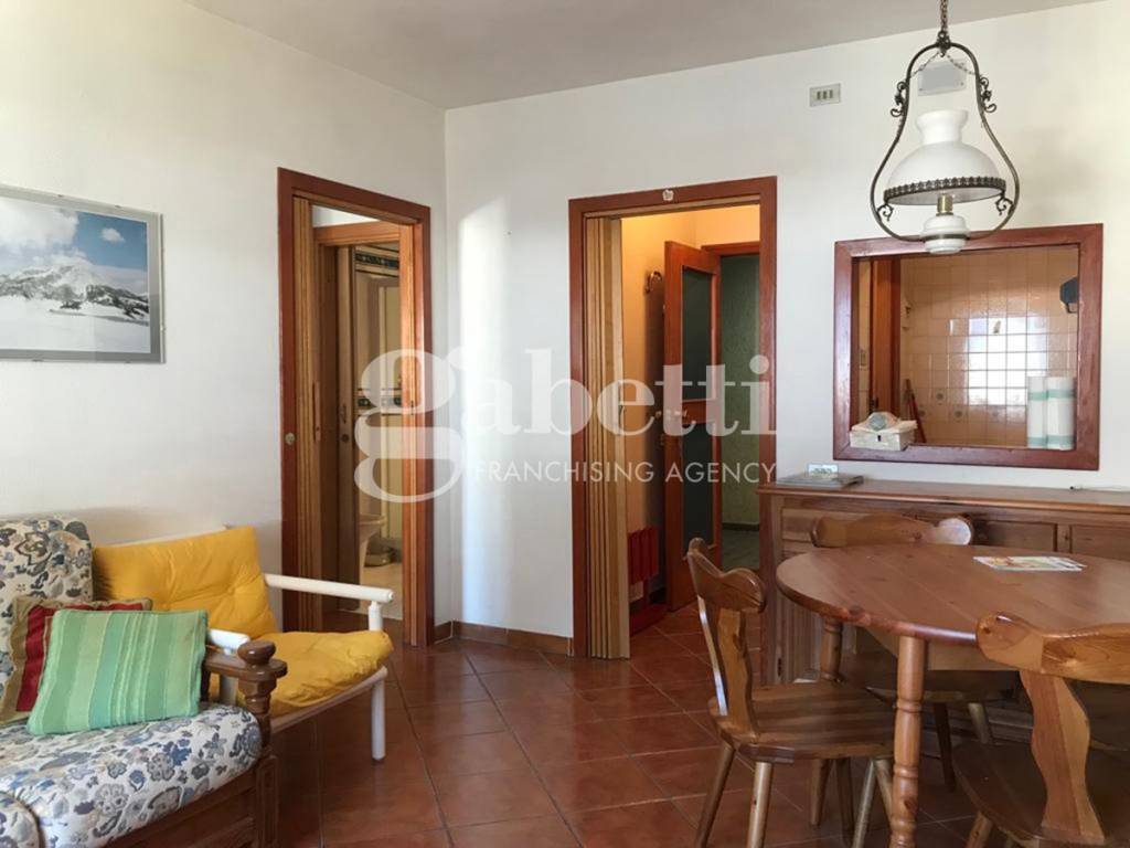 Appartamento in vendita a Roccaraso via Aremogna, 51