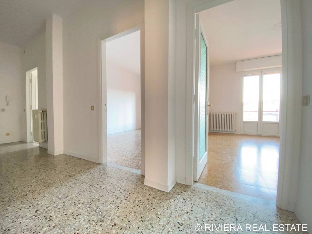 Appartamento in vendita a Pavia via Bona di Savoia, 1