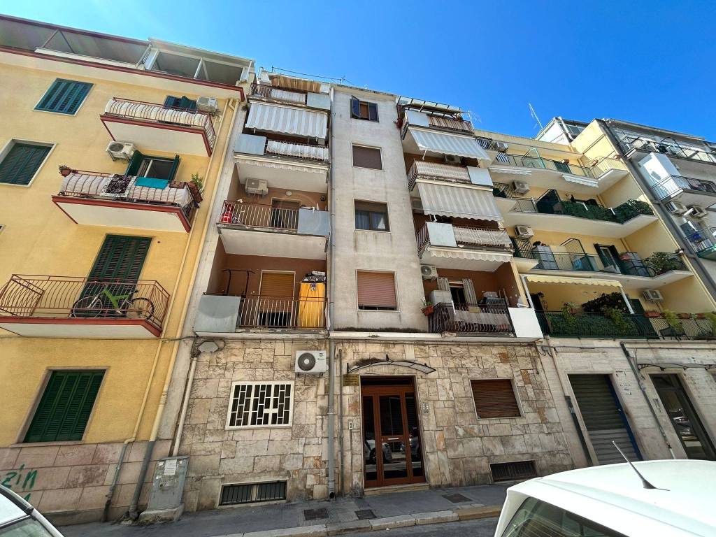 Appartamento in vendita a Bari via Monte Nevoso, 6