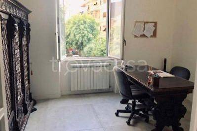 Ufficio in in affitto da privato a Napoli viale Privato delle Fiorentine a Chiaia, 10