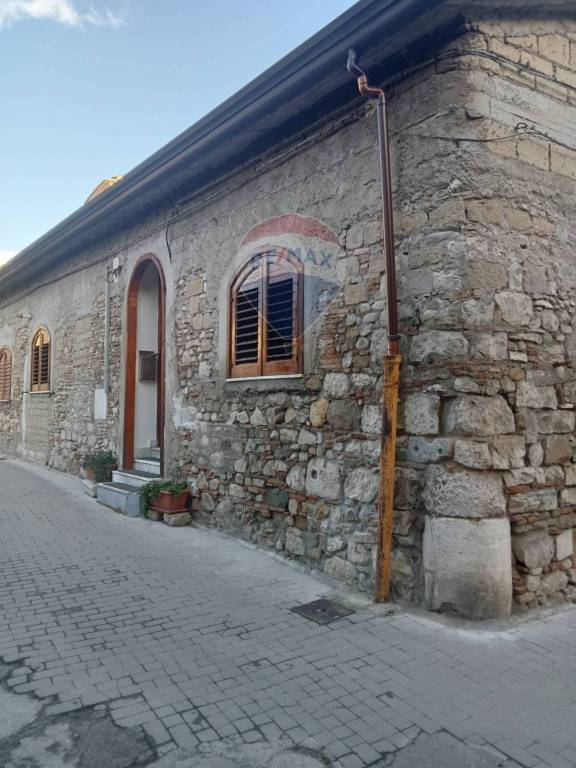 Casa Indipendente in vendita a Benevento via San Cristiano, 86