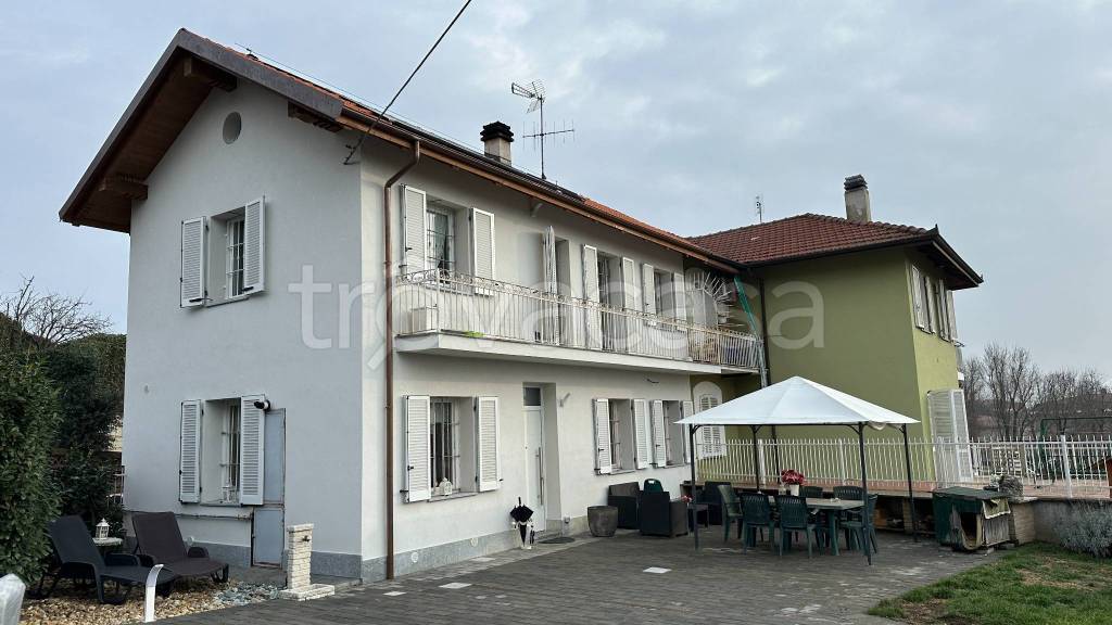 Casa Indipendente in vendita a Moncalieri strada San Michele, 5