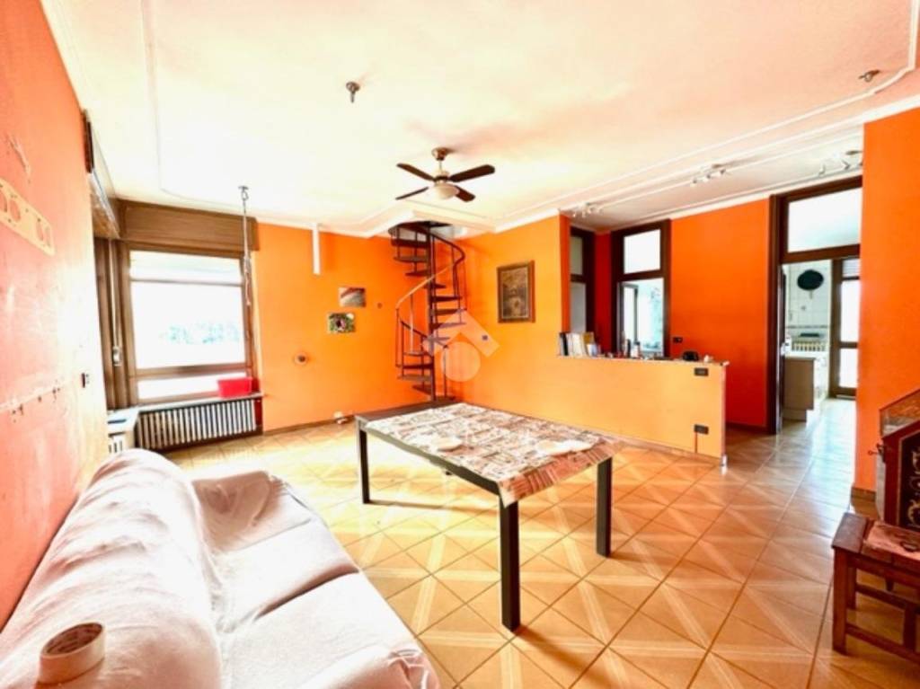 Appartamento in vendita a Fiano via agnelli, 41