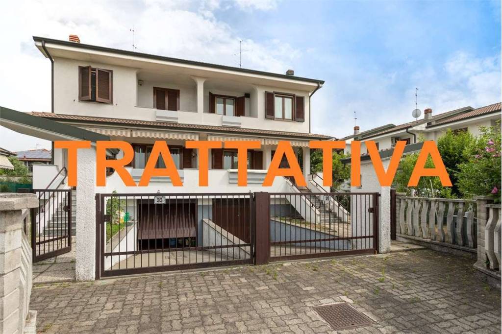 Villa Bifamiliare in vendita a Trezzano Rosa via garibaldi, 35