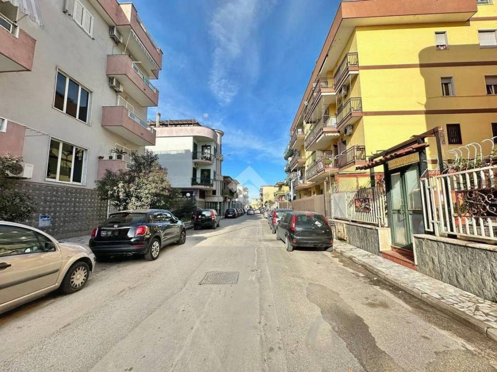 Appartamento in vendita ad Arzano via raffaele aruta, 41