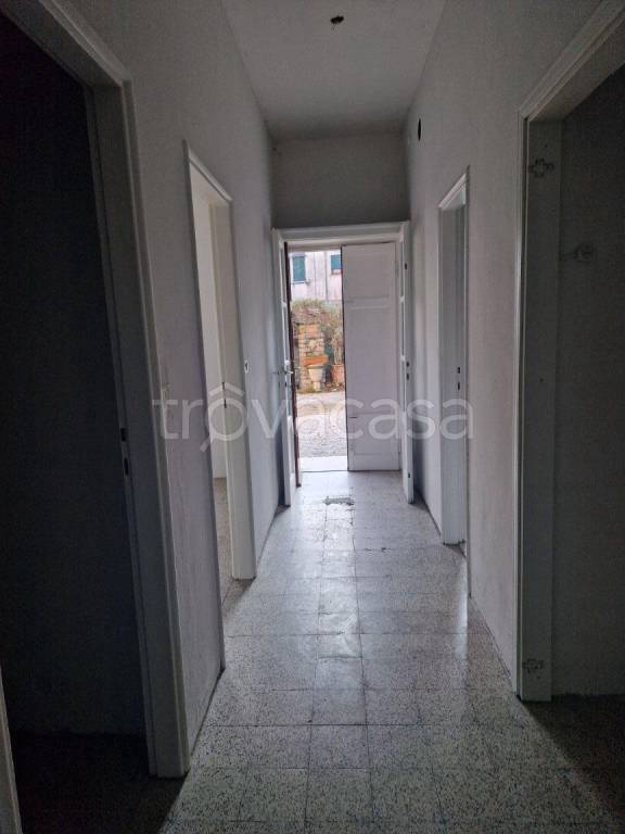 Appartamento in vendita a Viggiù via Antonietta Castagna, 16