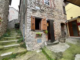 Appartamento in vendita a castell'azzara via roma, 94
