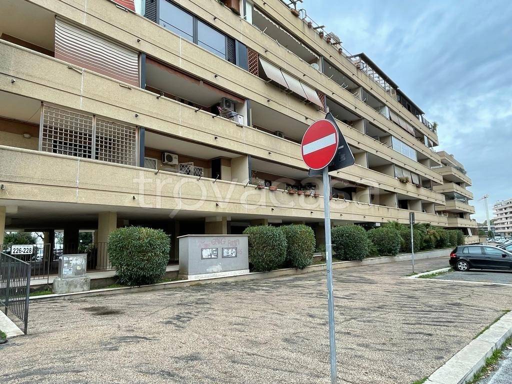 Appartamento in vendita a Roma via Luigi Gastinelli, 226