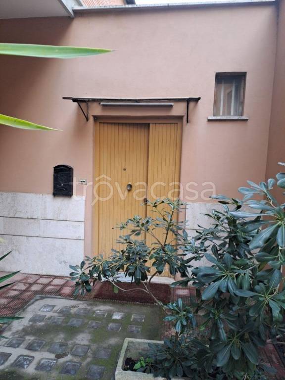 Appartamento in vendita a Roma via di Bravetta