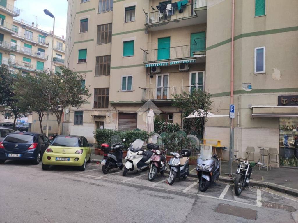 Appartamento in vendita a Salerno via Trento, 177