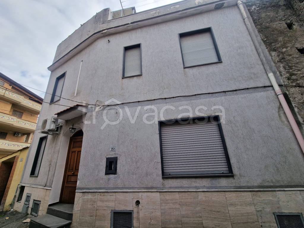Casa Indipendente in vendita a Poggiomarino via Piano del Principe, 41