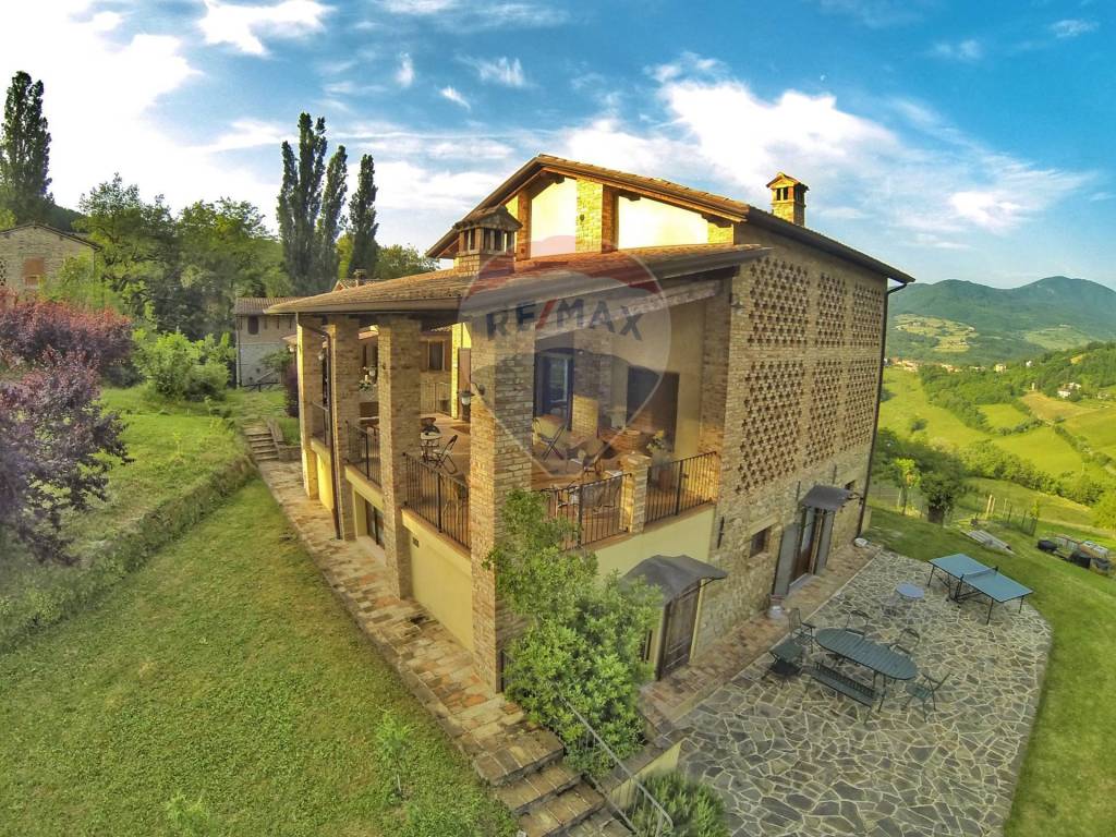 Villa in vendita a Varano de' Melegari case Bazzini, 107