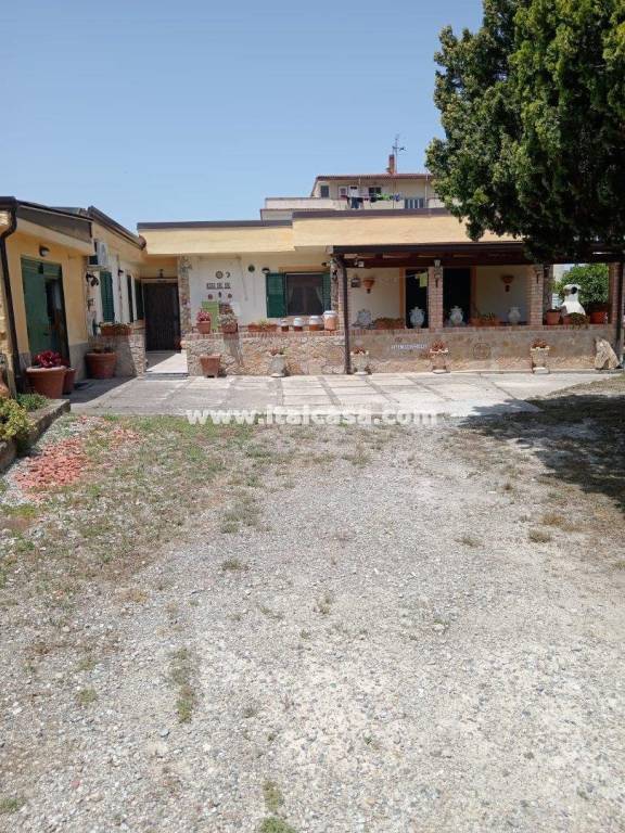 Villa in vendita a Crotone via sant'andrea apostolo