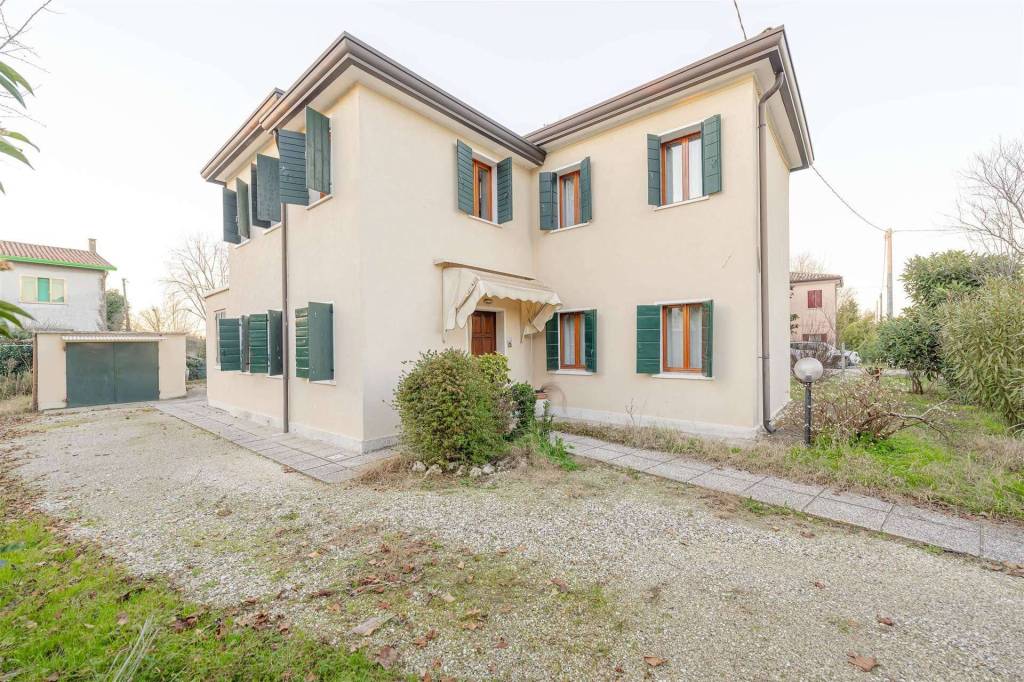 Casa Indipendente in vendita a Mirano via Zinelli, 36
