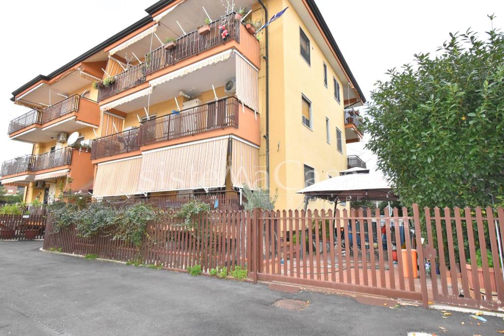 Appartamento in vendita a Pomigliano d'Arco via Selva