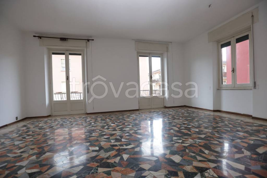 Appartamento in vendita a Sestri Levante via Nazionale, 399
