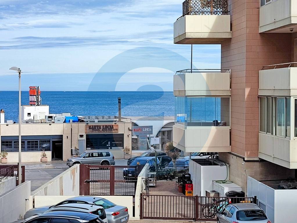 Appartamento in vendita a Bari via Giorgio Castriota Skanderbeg, 4