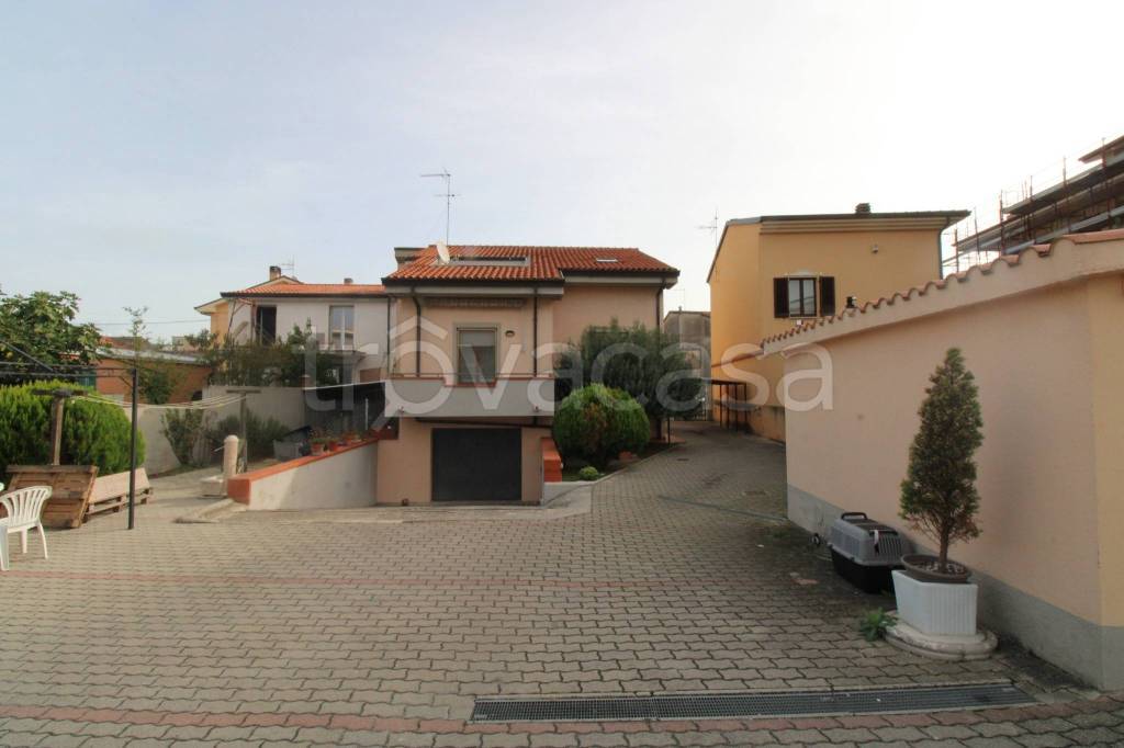 Casa Indipendente in vendita a Civitanova Marche via Alvise Cadamosto