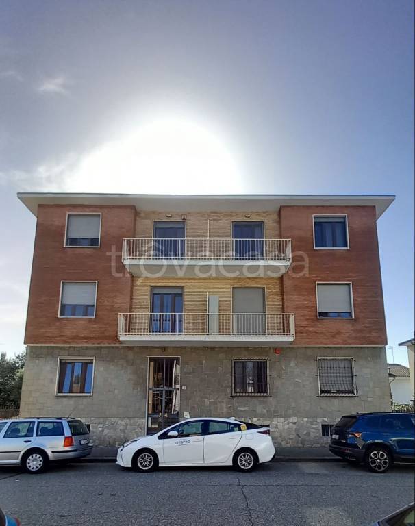 Appartamento in in vendita da privato a Torino via Bormida, 10