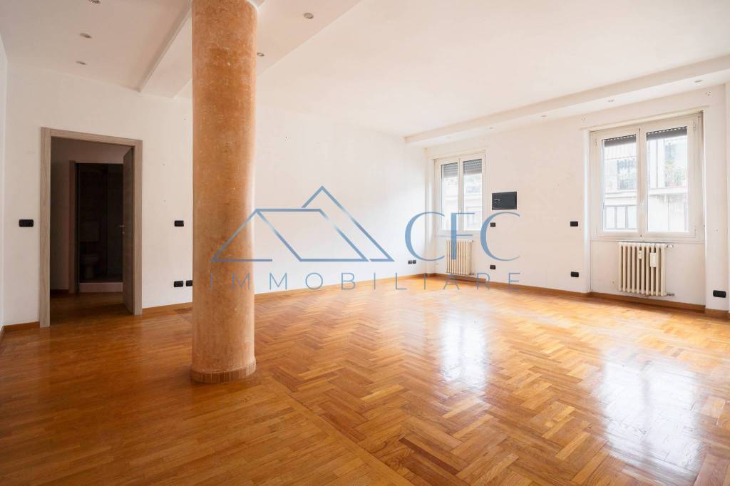 Appartamento in vendita a Milano via Santa Giovanna d'Arco, 5